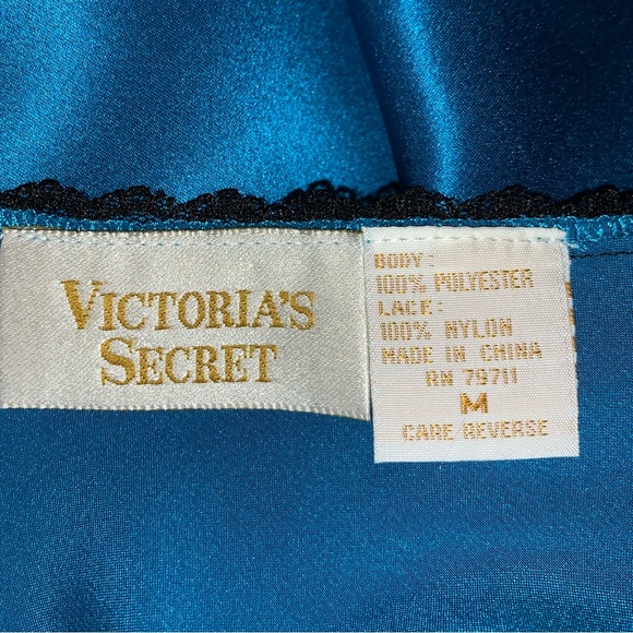 ** Sale ** Vintage Gold Label Victoria’s Secret Pajamas - Picture 16 of 16